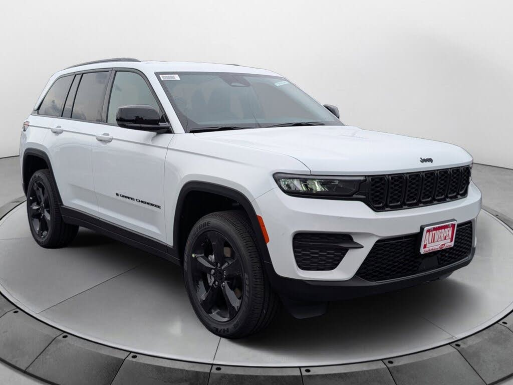 2025 Jeep Grand Cherokee Altitude 4WD
