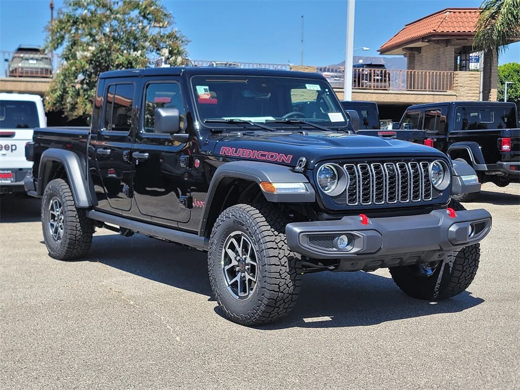 2025 Jeep Gladiator Rubicon Crew Cab 4WD