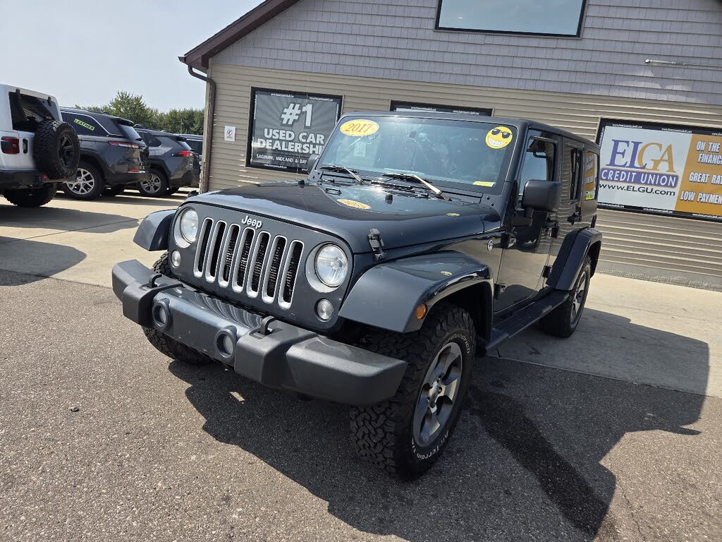 2017 Jeep Wrangler Unlimited Sahara 4WD
