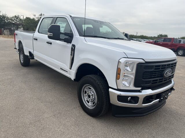 2026 Ford F-250 Super Duty XL Crew Cab 4WD