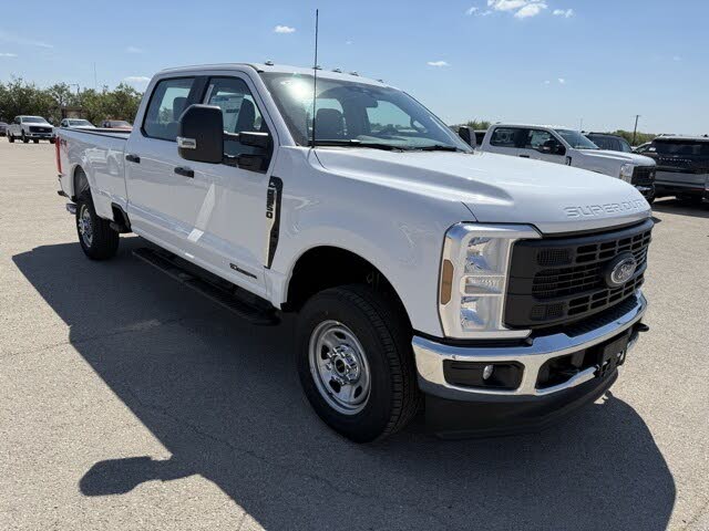 2026 Ford F-350 Super Duty XL Crew Cab 4WD