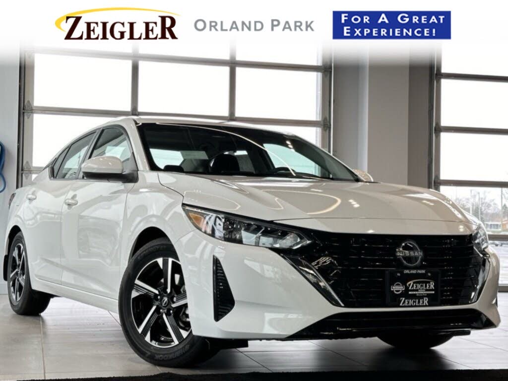 2025 Nissan Sentra SV FWD