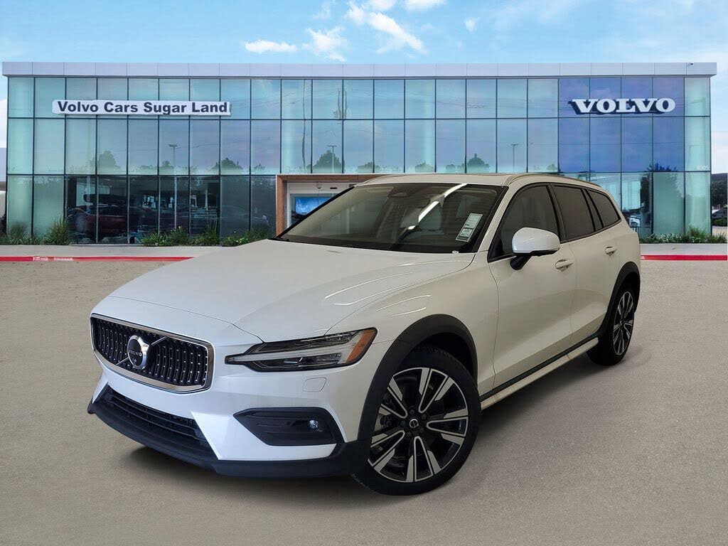 2025 Volvo V60 Cross Country B5 Ultra AWD
