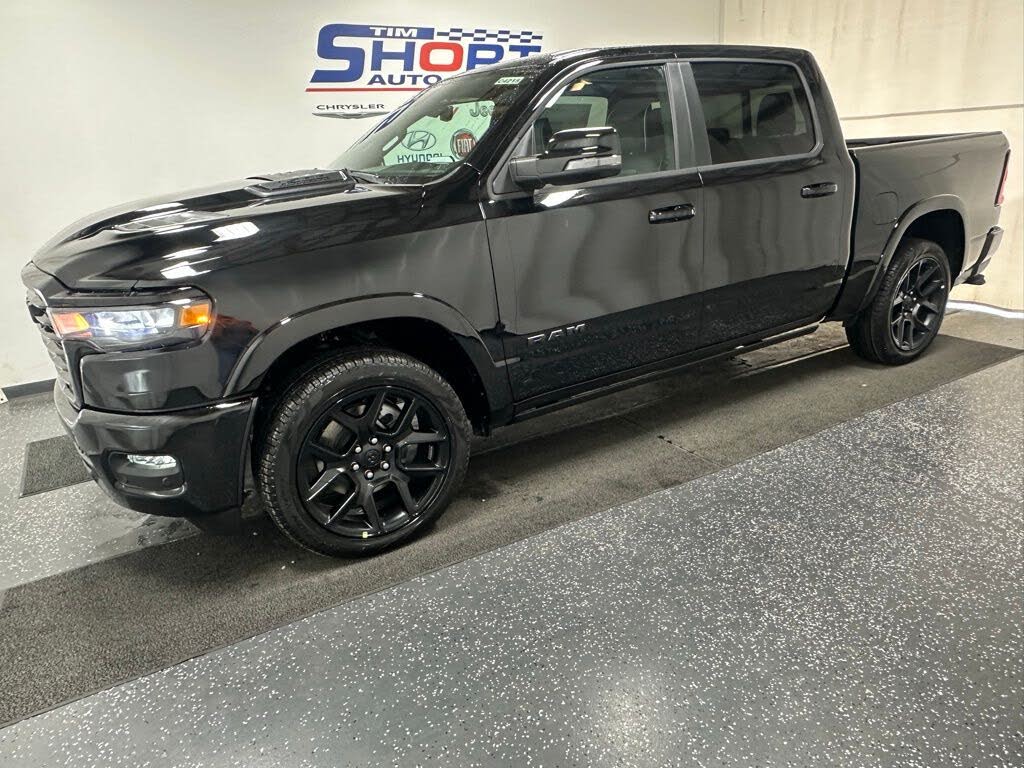 2026 RAM 1500 Laramie Crew Cab 4WD