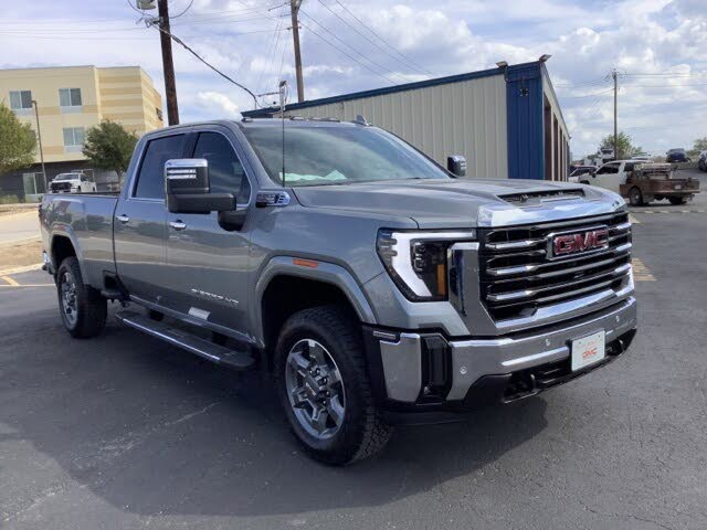 2025 GMC Sierra 3500HD SLT Crew Cab 4WD