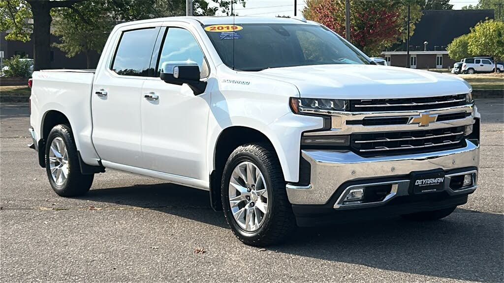 2019 Chevrolet Silverado 1500 LTZ Crew Cab 4WD