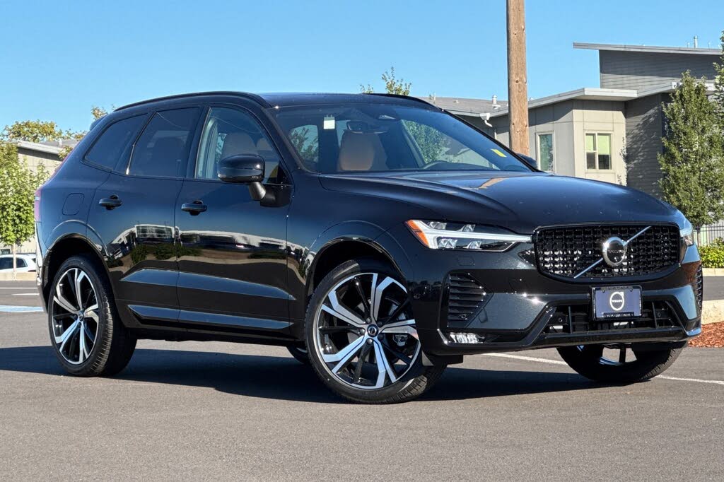 2025 Volvo XC60 B5 Ultra Dark Theme AWD
