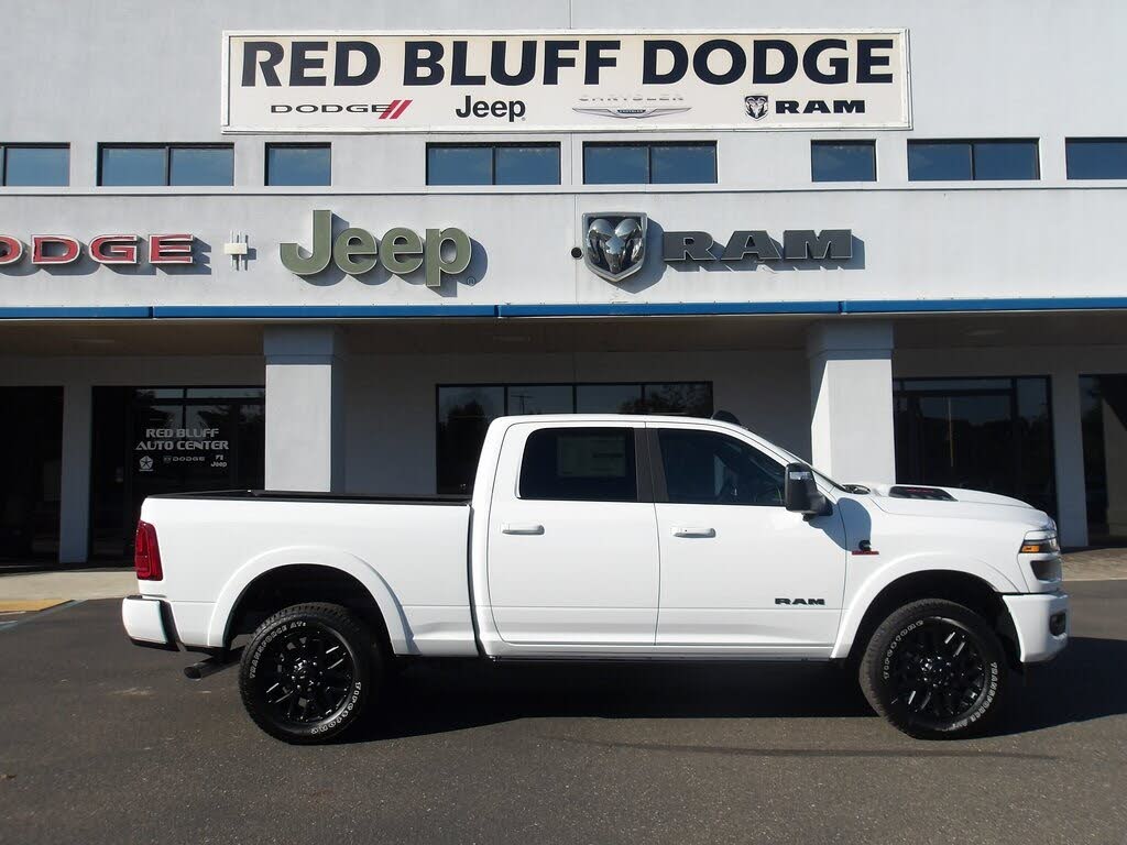 2025 RAM 2500 Limited Crew Cab 4WD