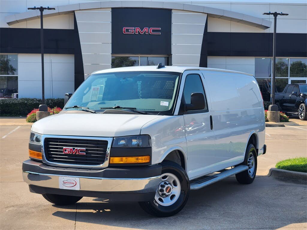 2024 GMC Savana Cargo 2500 RWD