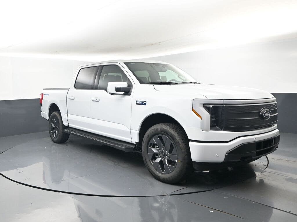 2025 Ford F-150 Lightning Lariat SuperCrew AWD