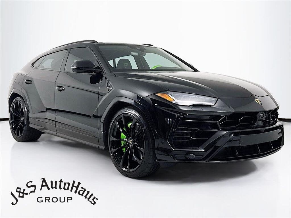 2022 Lamborghini Urus AWD