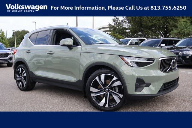 2023 Volvo XC40 B5 Ultimate Bright Theme AWD