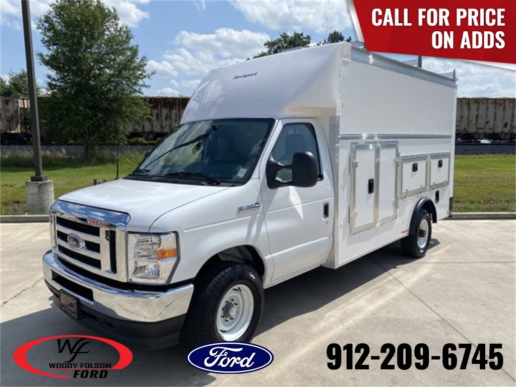 2025 Ford E-Series Chassis E-350 SD Cutaway SB DRW RWD