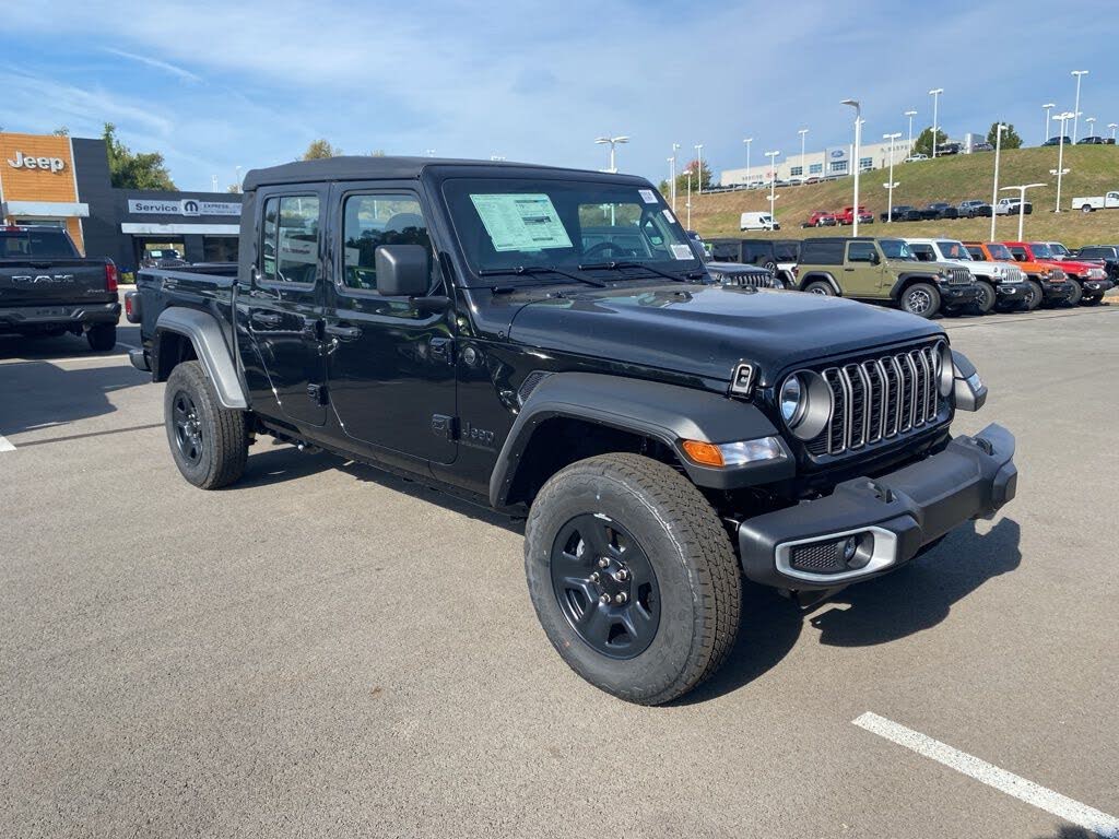 2025 Jeep Gladiator Sport Crew Cab 4WD