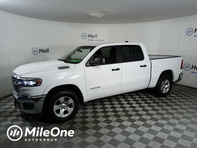 2025 RAM 1500 Big Horn Crew Cab 4WD