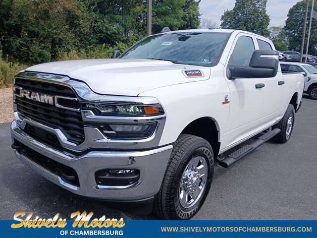 2025 RAM 2500 Tradesman Crew Cab 4WD