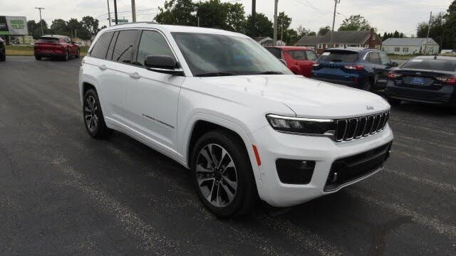 2022 Jeep Grand Cherokee Overland 4WD