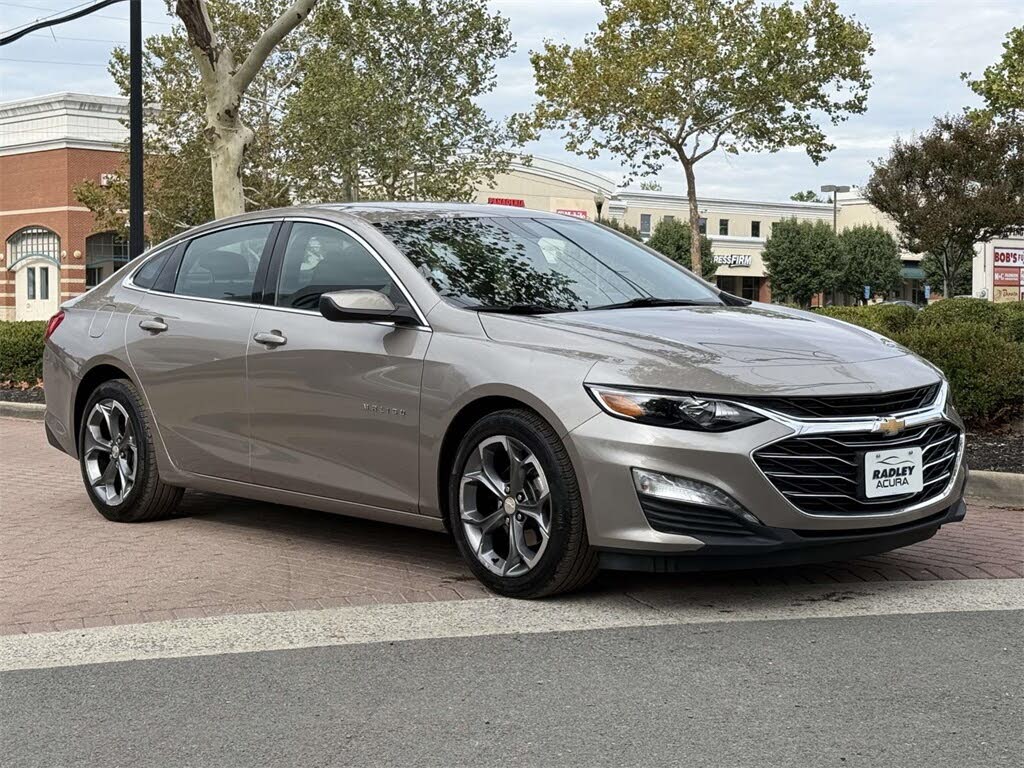 2023 Chevrolet Malibu LT with 1LT FWD