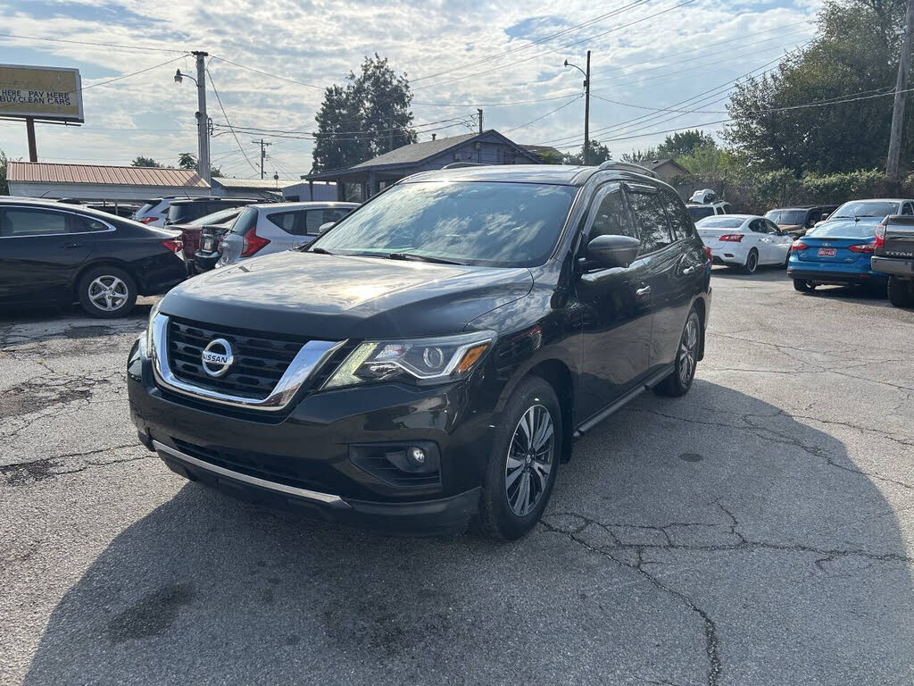 2017 Nissan Pathfinder SL