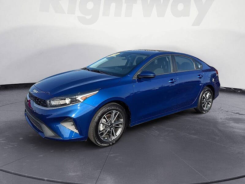 2024 Kia Forte LXS FWD