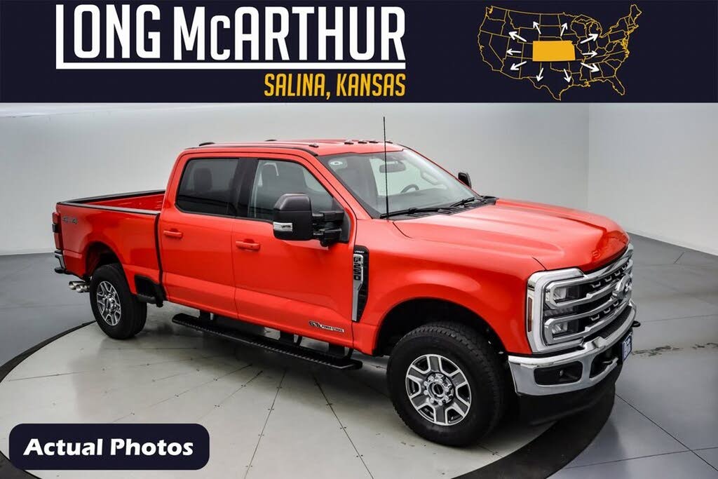 2025 Ford F-250 Super Duty Lariat Crew Cab 4WD