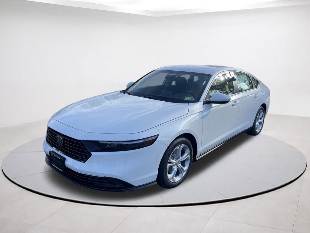 2025 Honda Accord LX FWD