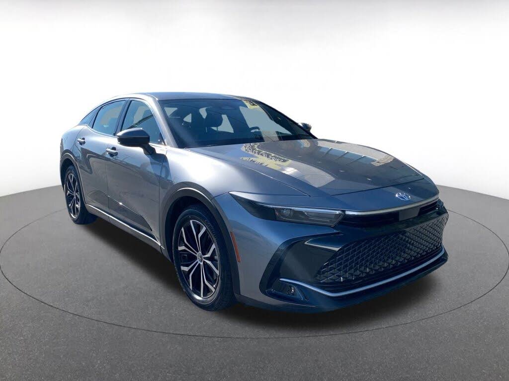 2025 Toyota Crown XLE AWD