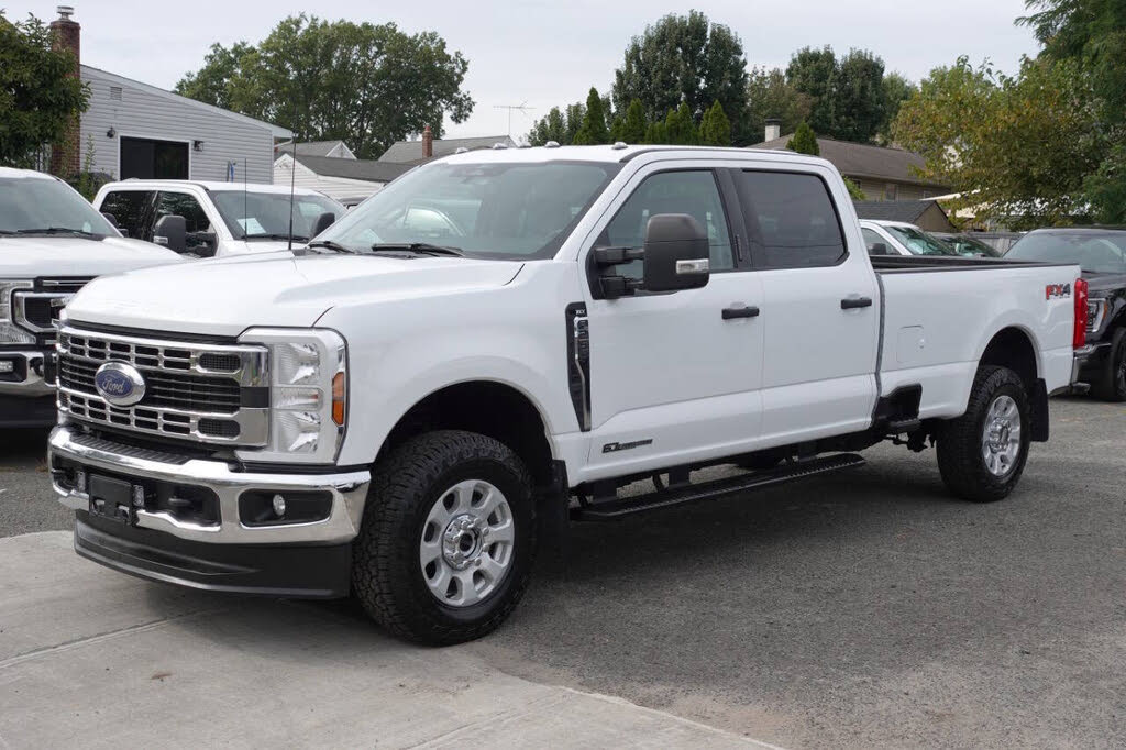 2024 Ford F-250 Super Duty XLT LB 4WD