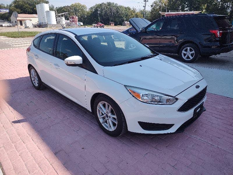 2016 Ford Focus SE Hatchback