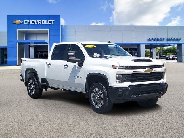 2024 Chevrolet Silverado 2500HD Custom Crew Cab 4WD