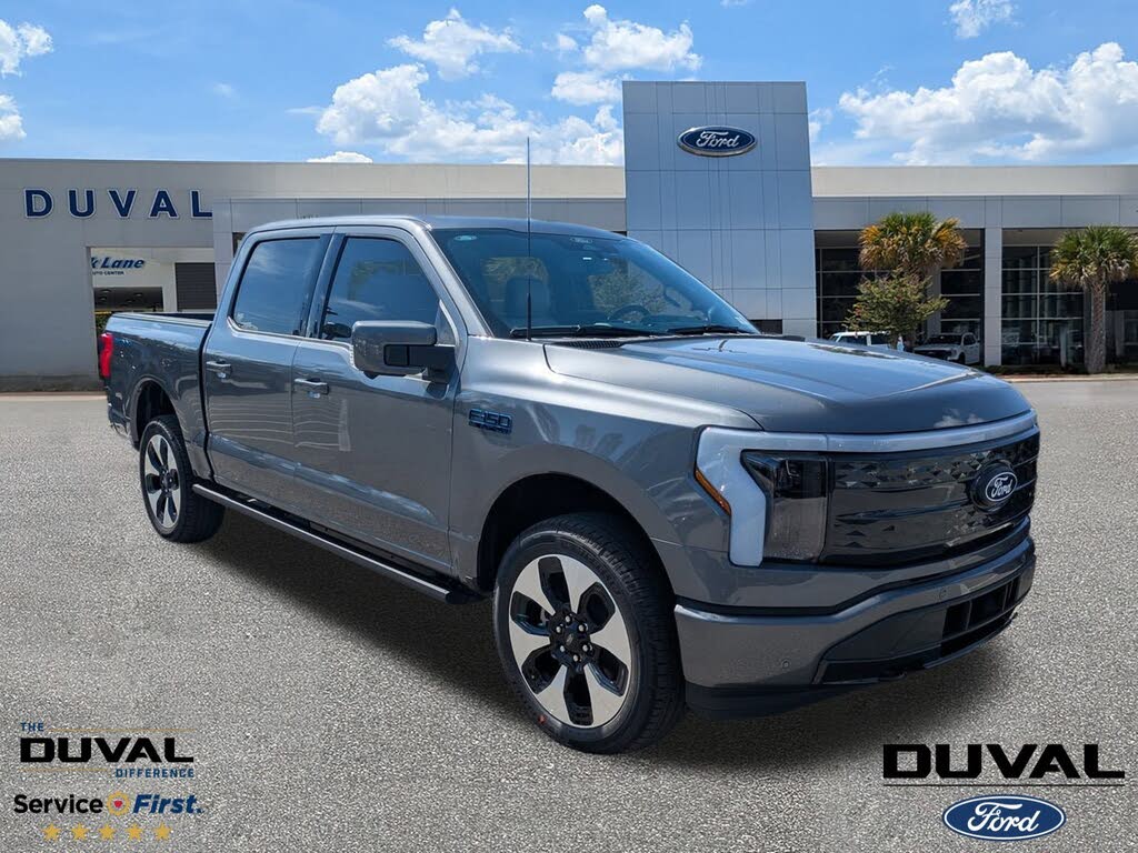 2025 Ford F-150 Lightning Platinum SuperCrew AWD