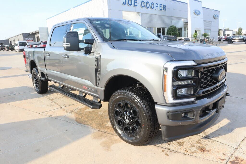 2026 Ford F-250 Super Duty Lariat Crew Cab 4WD