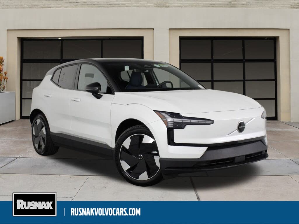 2025 Volvo EX30 Twin Plus eAWD