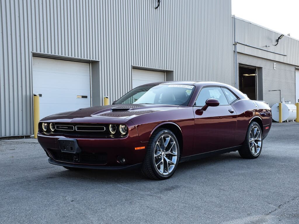 2020 Dodge Challenger SXT RWD