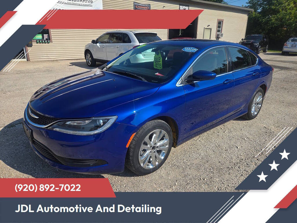 2017 Chrysler 200 LX Sedan FWD