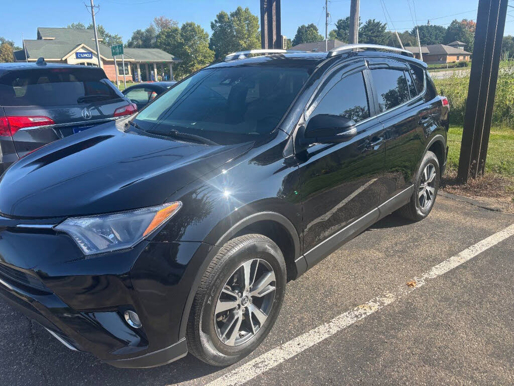 2017 Toyota RAV4 XLE AWD