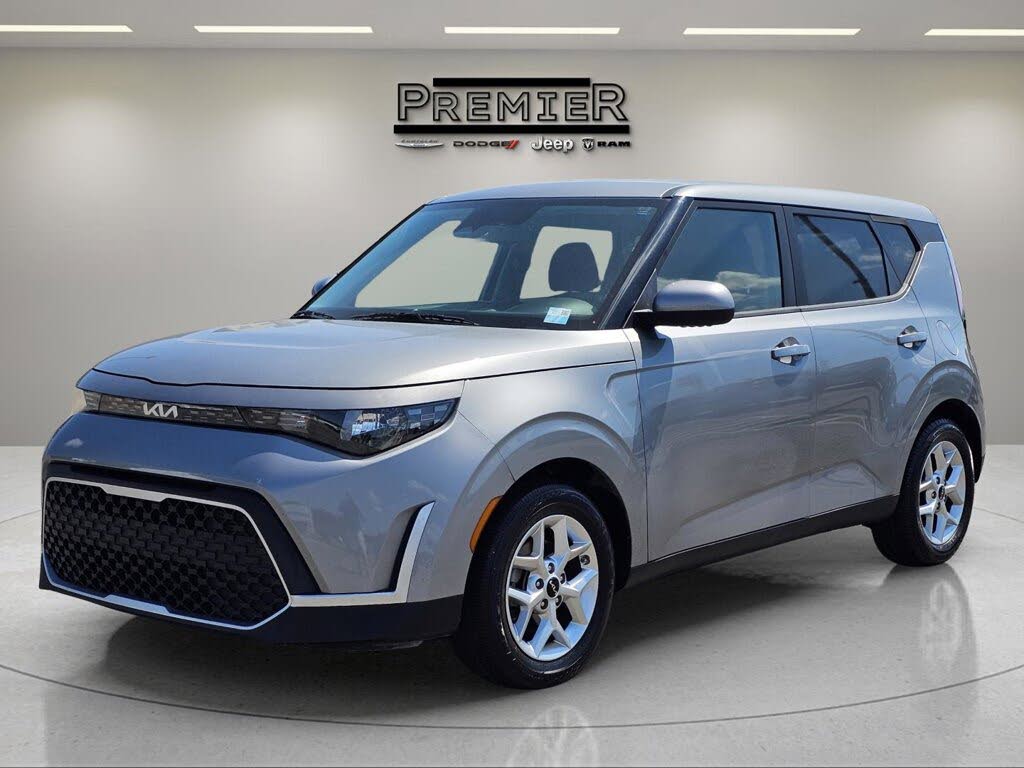 2023 Kia Soul LX FWD