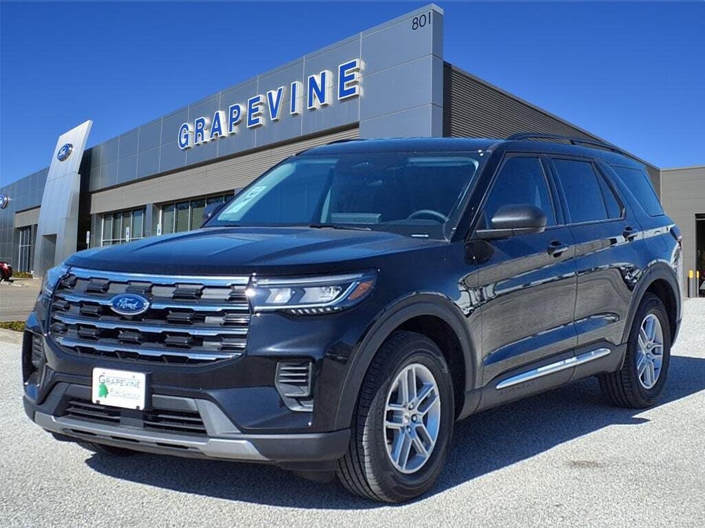 2025 Ford Explorer Active RWD