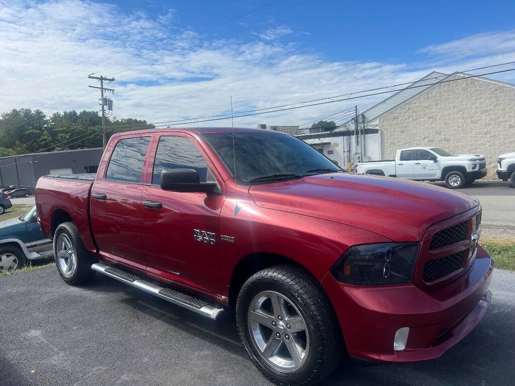 2014 RAM 1500 Express Crew Cab 4WD