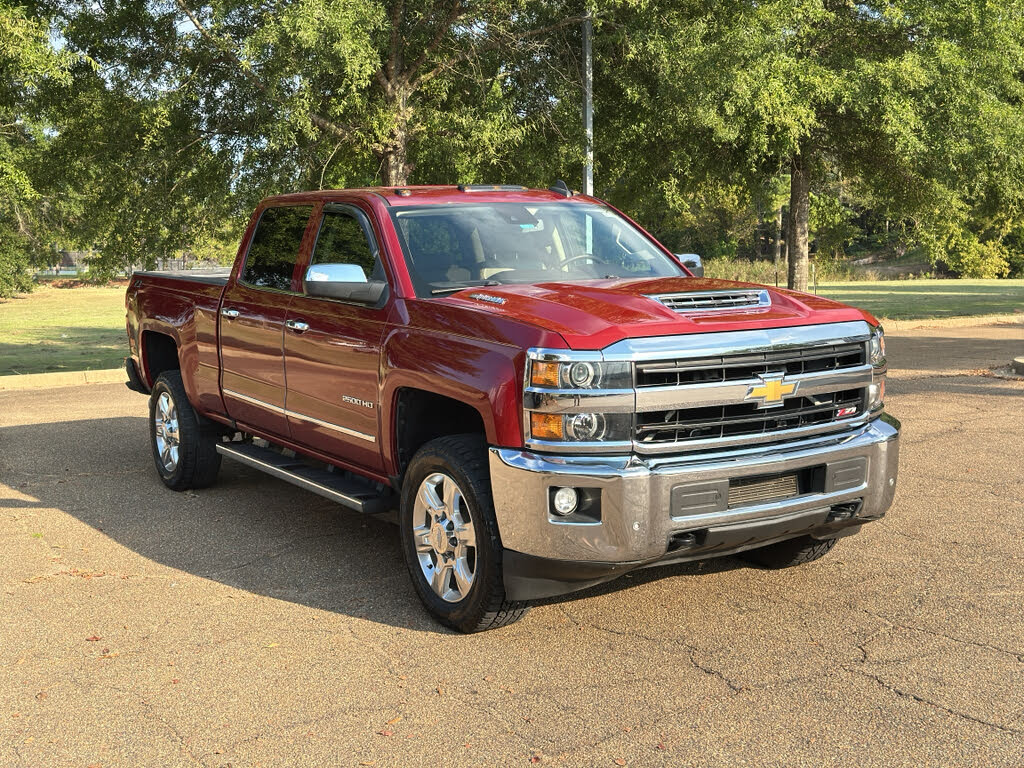 2019 Chevrolet Silverado 2500HD LTZ Crew Cab 4WD