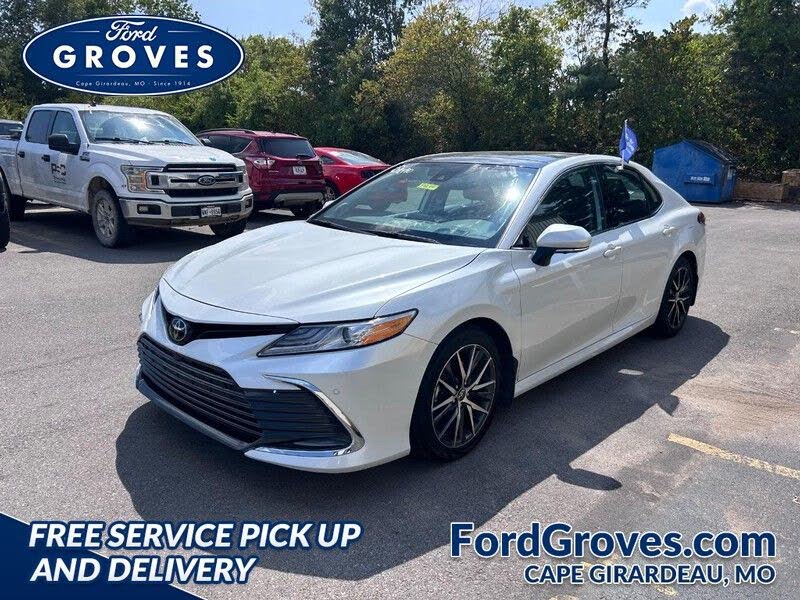 2024 Toyota Camry XLE FWD