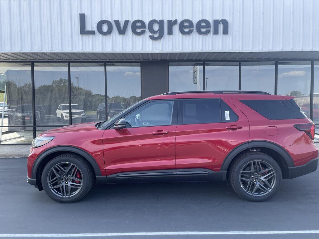 2025 Ford Explorer ST AWD
