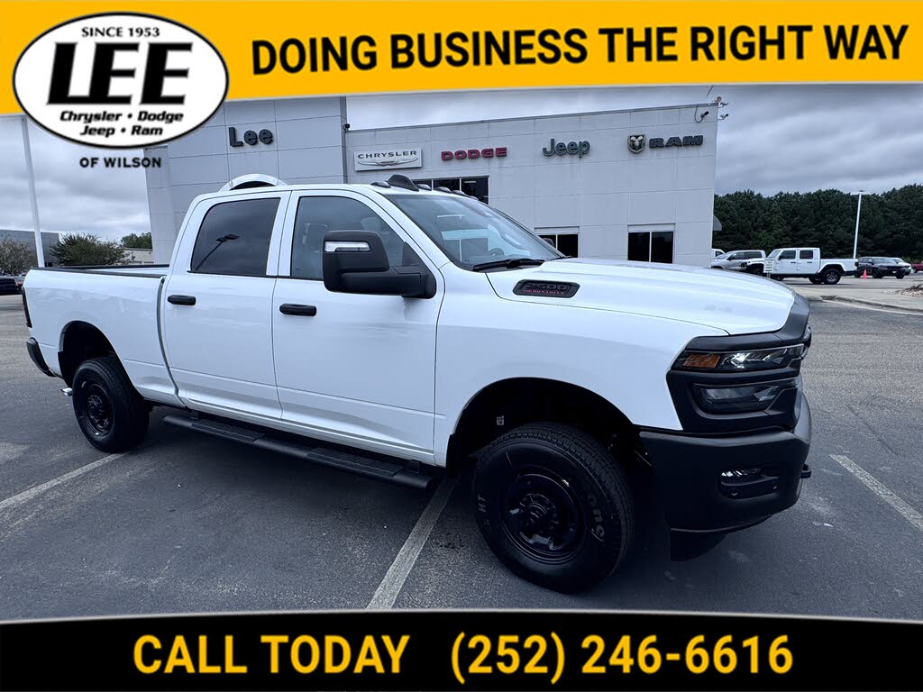 2026 RAM 2500 Tradesman Crew Cab 4WD