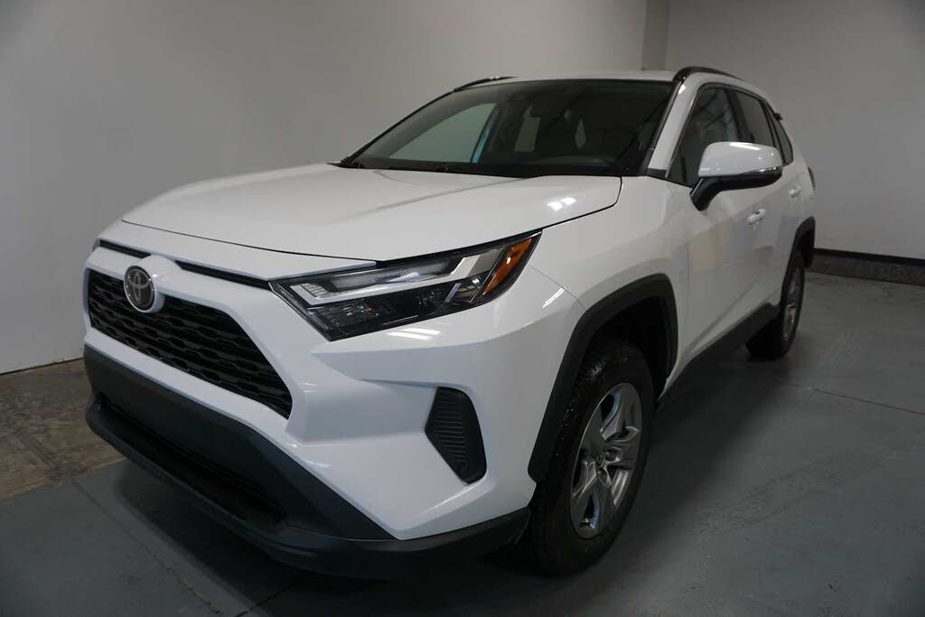 2024 Toyota RAV4 XLE AWD