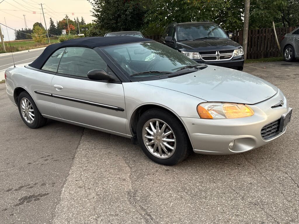 2002 Chrysler Sebring Limited Convertible FWD