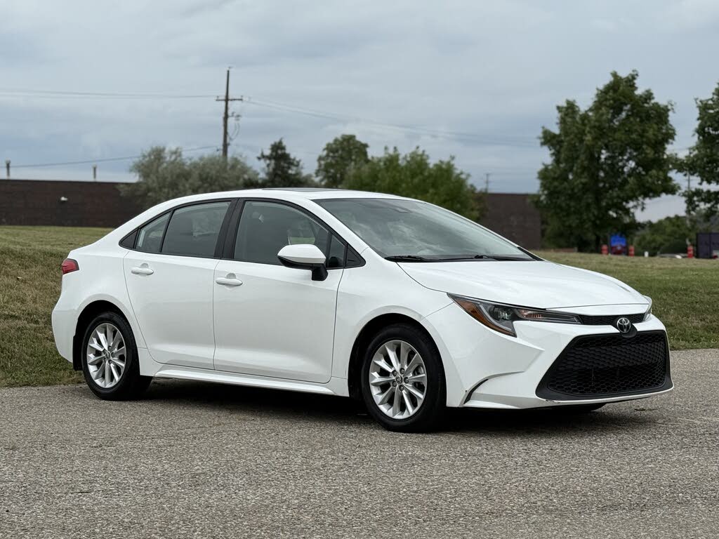 2022 Toyota Corolla LE FWD