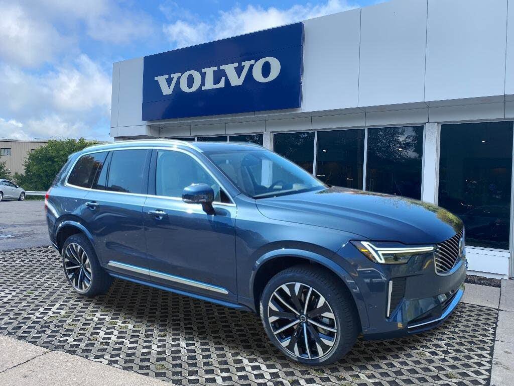 2026 Volvo XC90 B6 Ultra 7-Passenger AWD