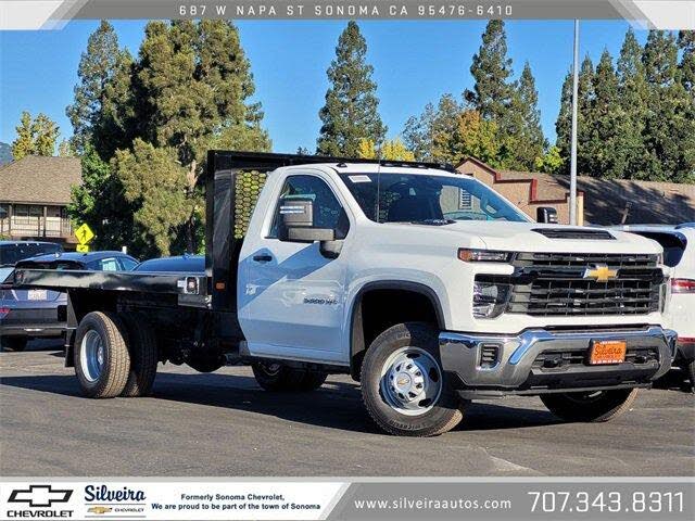 2025 Chevrolet Silverado 3500HD Chassis Work Truck Regular Cab 4WD