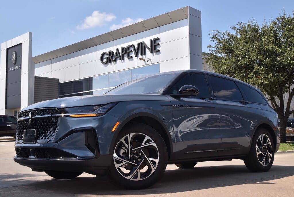 2025 Lincoln Nautilus Hybrid Premiere AWD