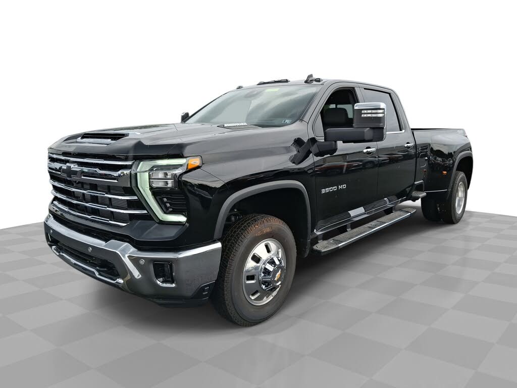 2025 Chevrolet Silverado 3500HD LTZ Crew Cab 4WD